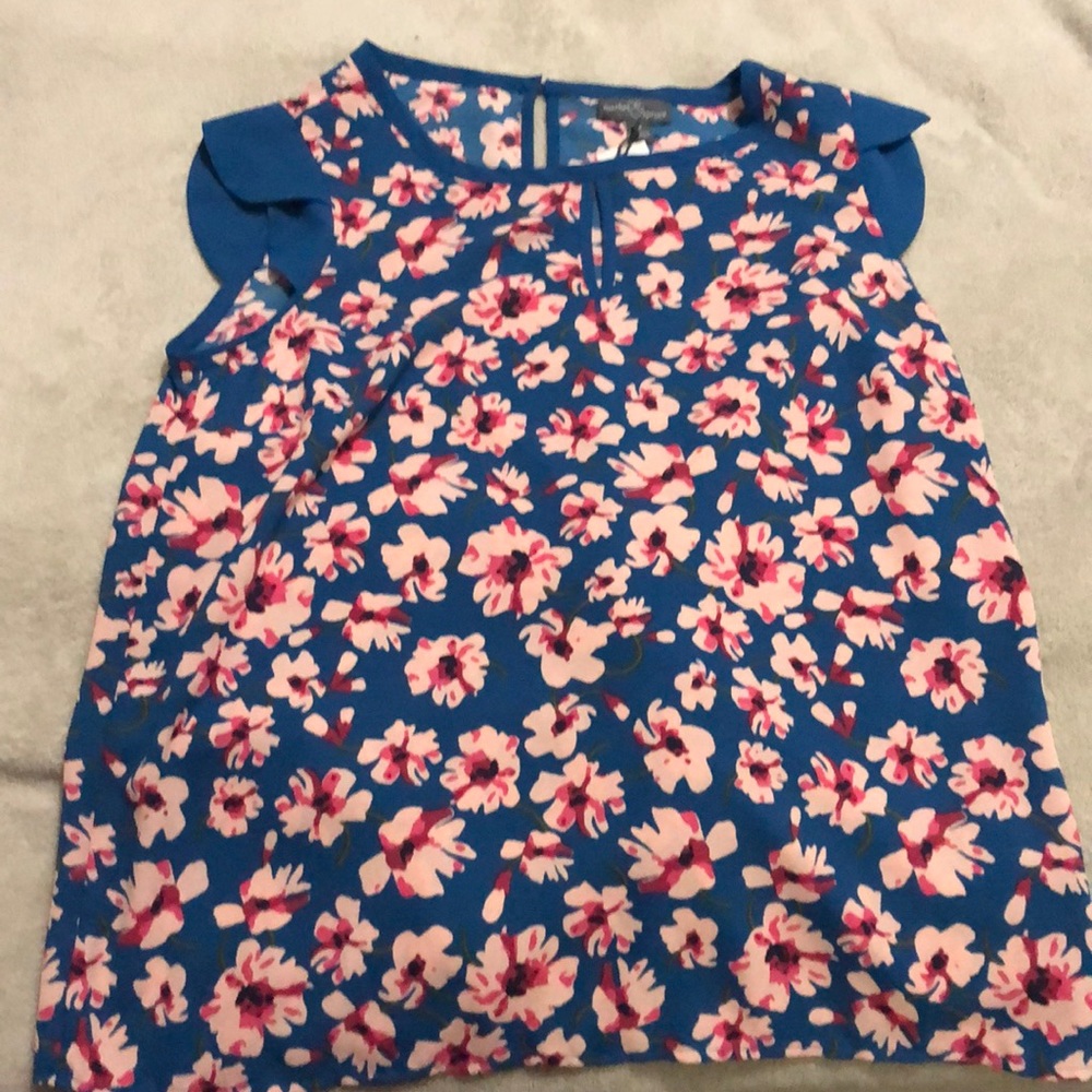 Blue blouse with pink flowers